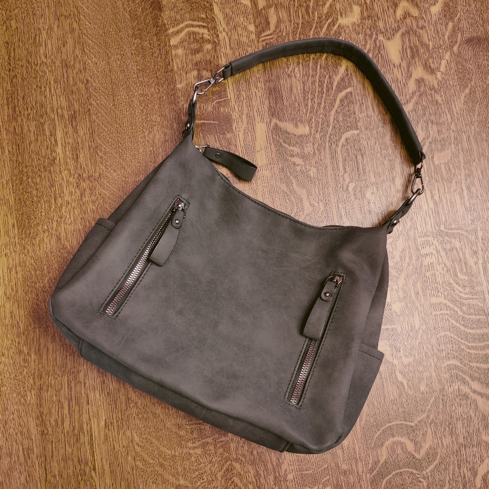 Elegant Black Shoulder Bag